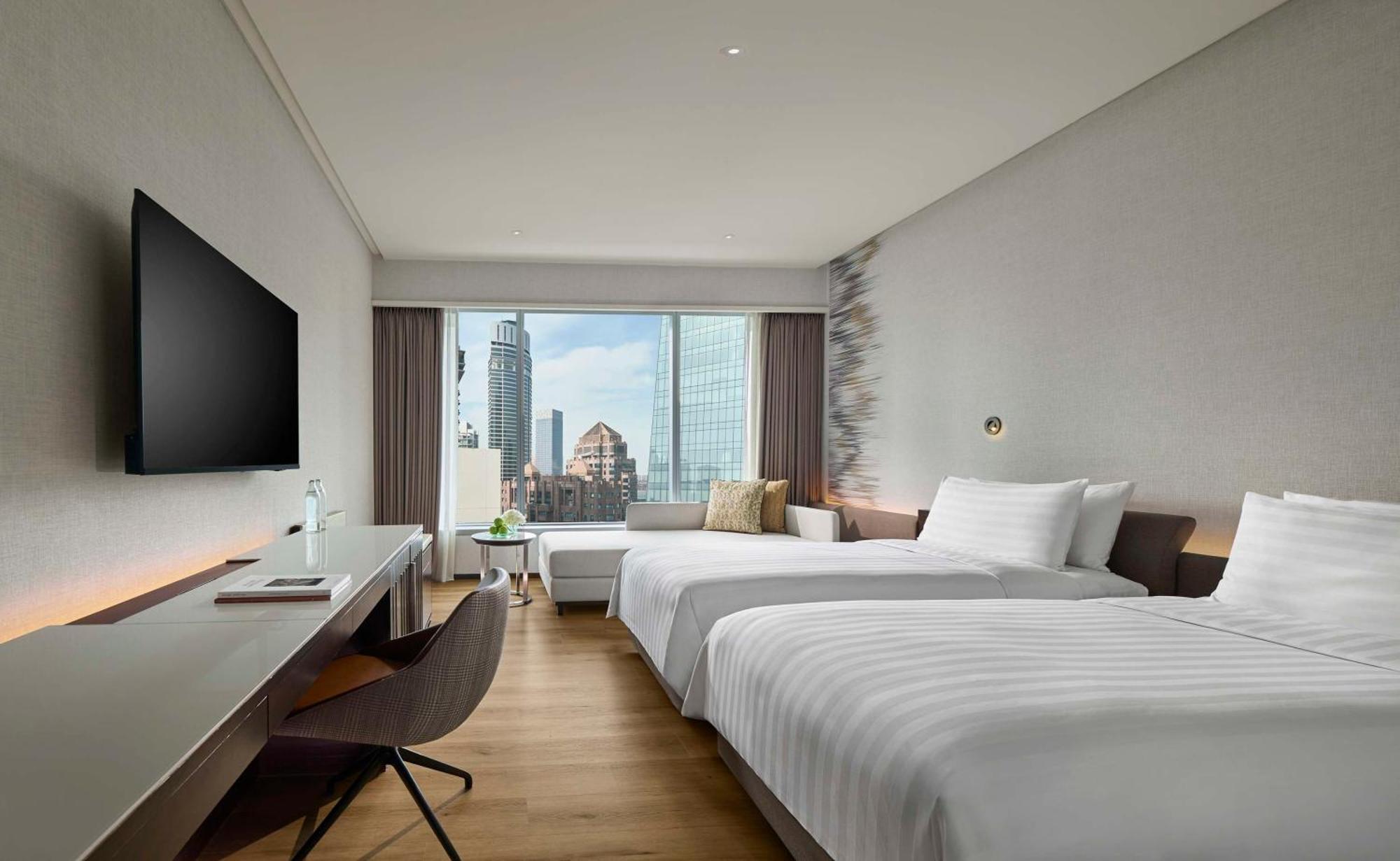 Deluxe Room – Twin bed Newly Refurbished