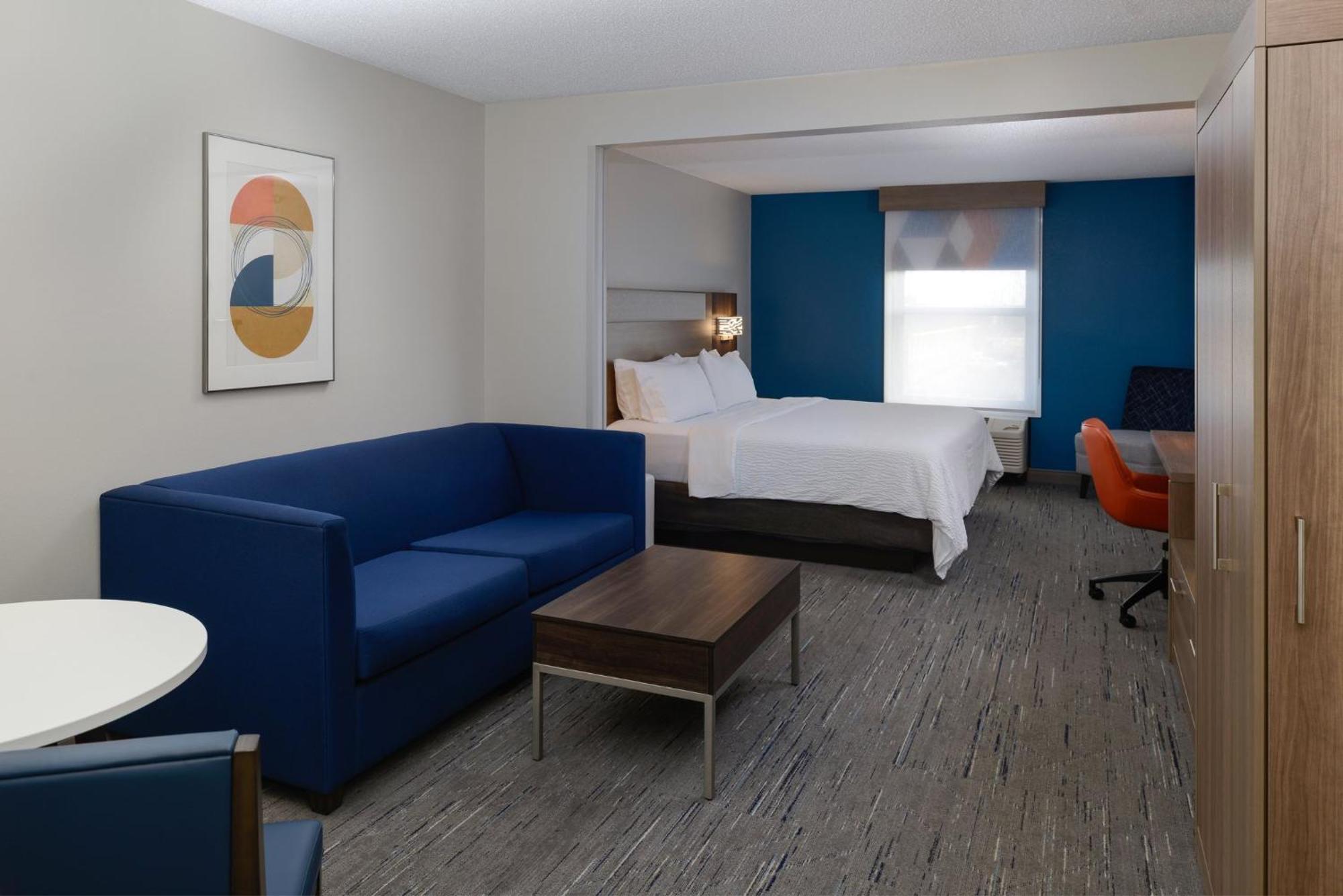 King Suite with Sofa Bed