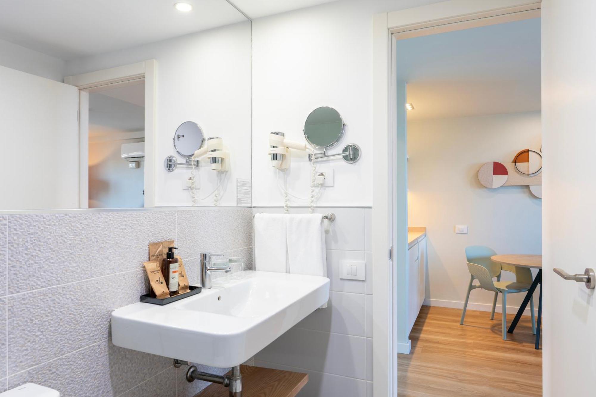 Double Room Kitchenette,1615385376:JPEG
