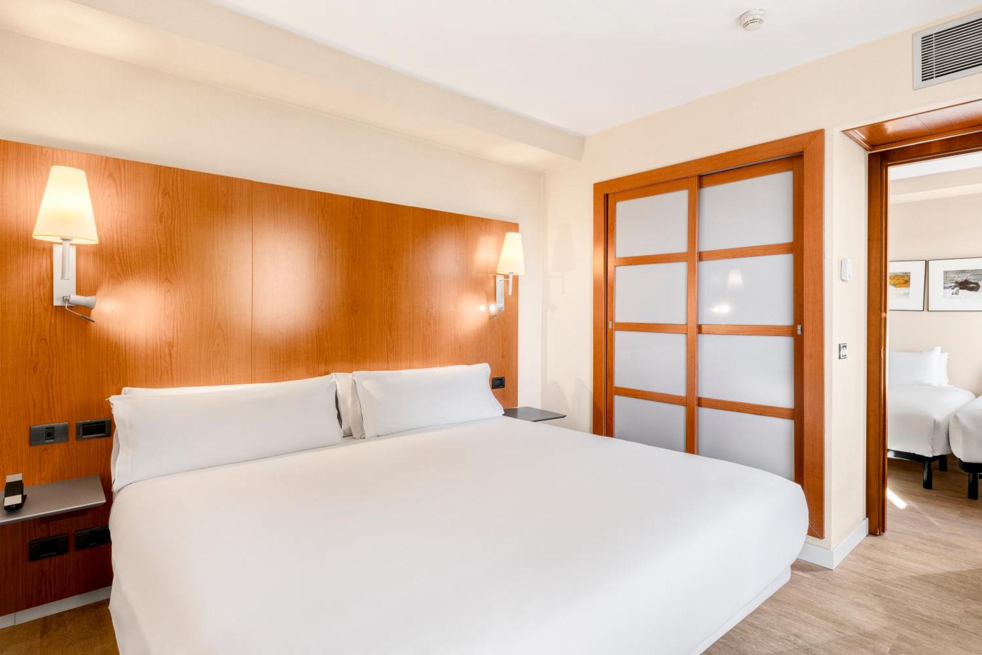 Family Room,1616872151:JPEG