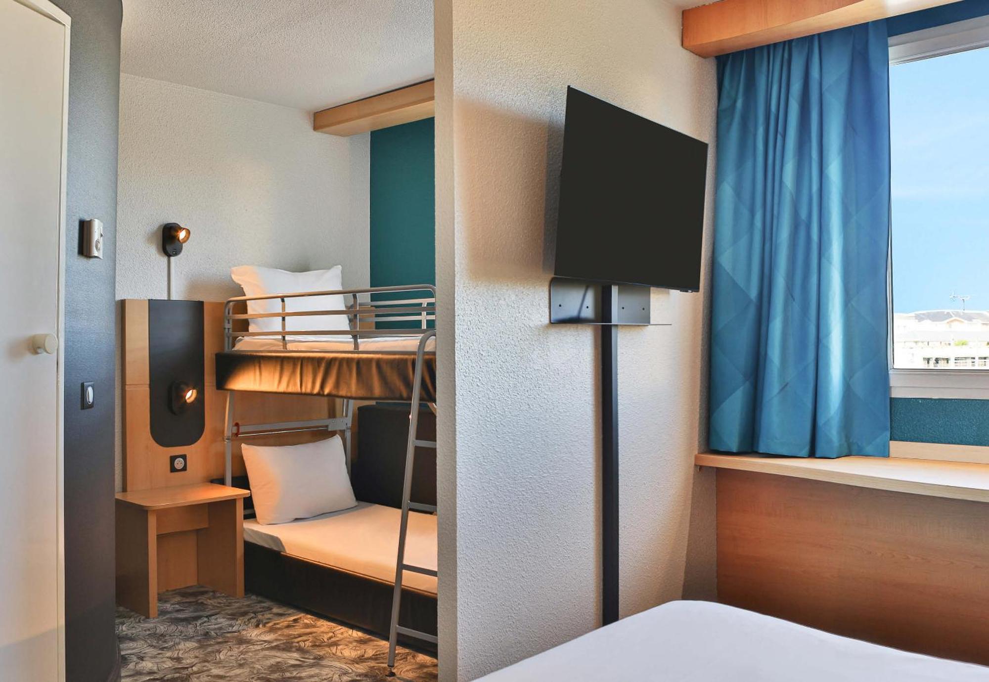Quadruple Room,1617471206:JPEG