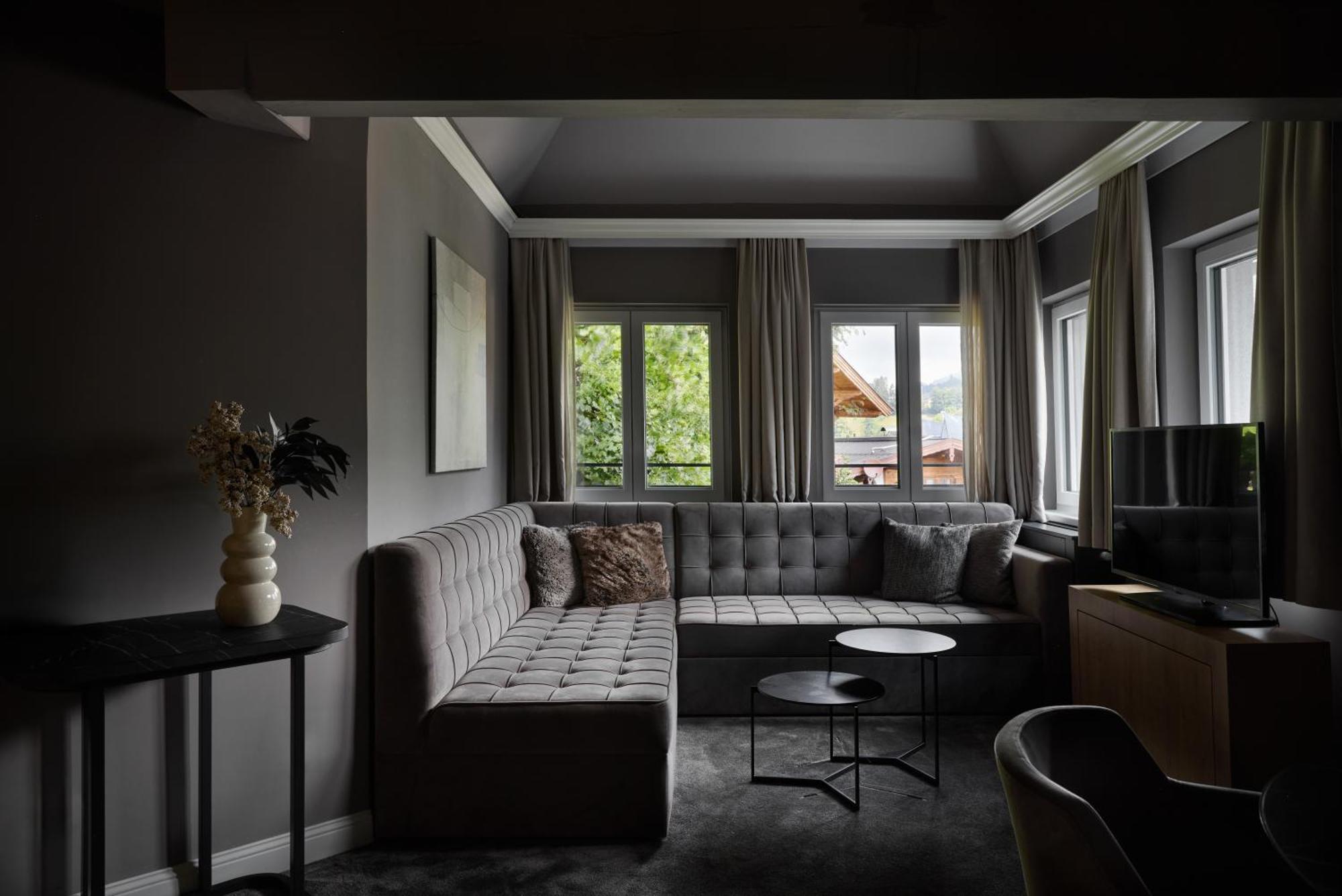Family Suite,1618270410:JPEG