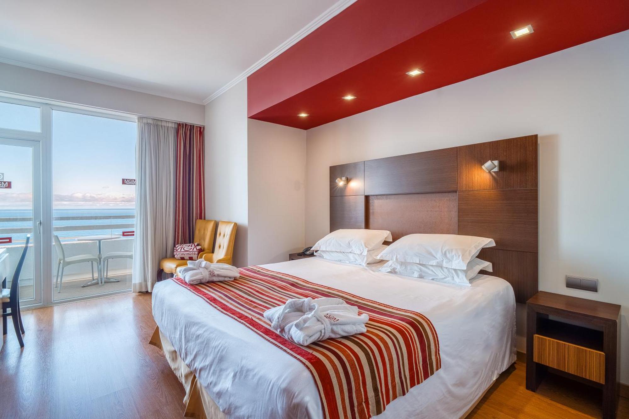 Standaard Tweepersoonskamer met 1 of 2 Bedden en Uitzicht op Zee