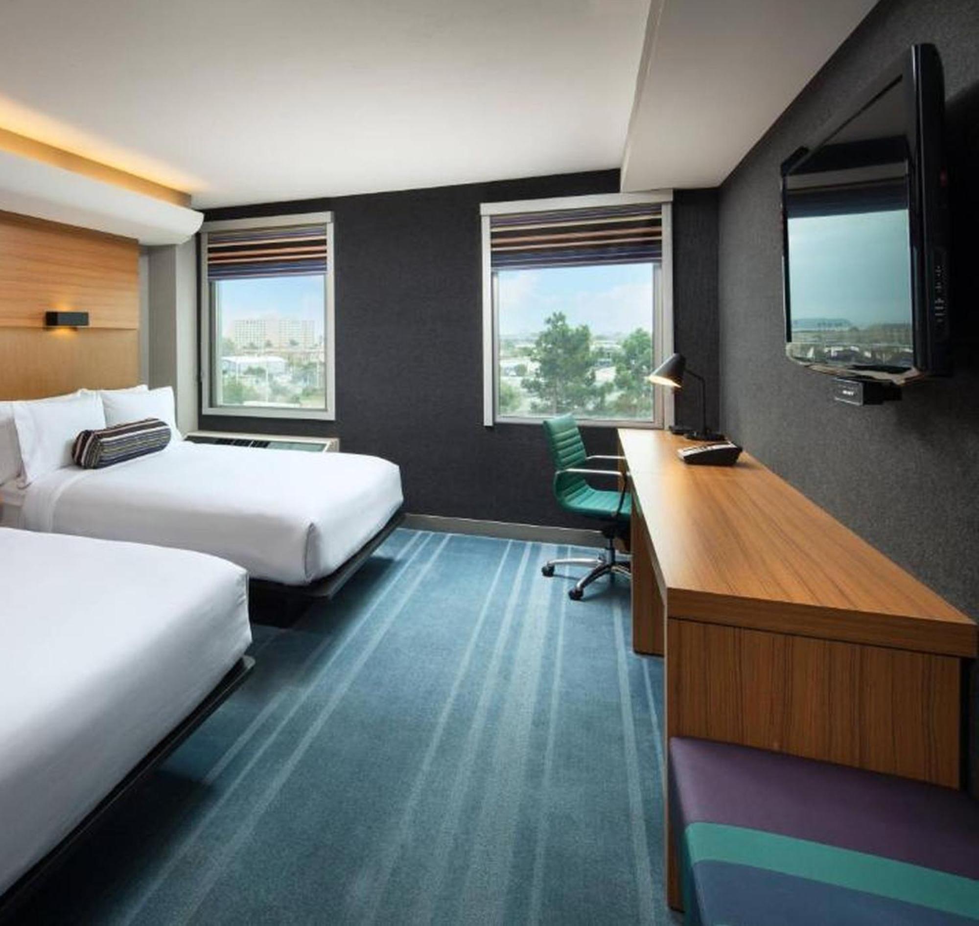 Guest room, 2 Queen beds
