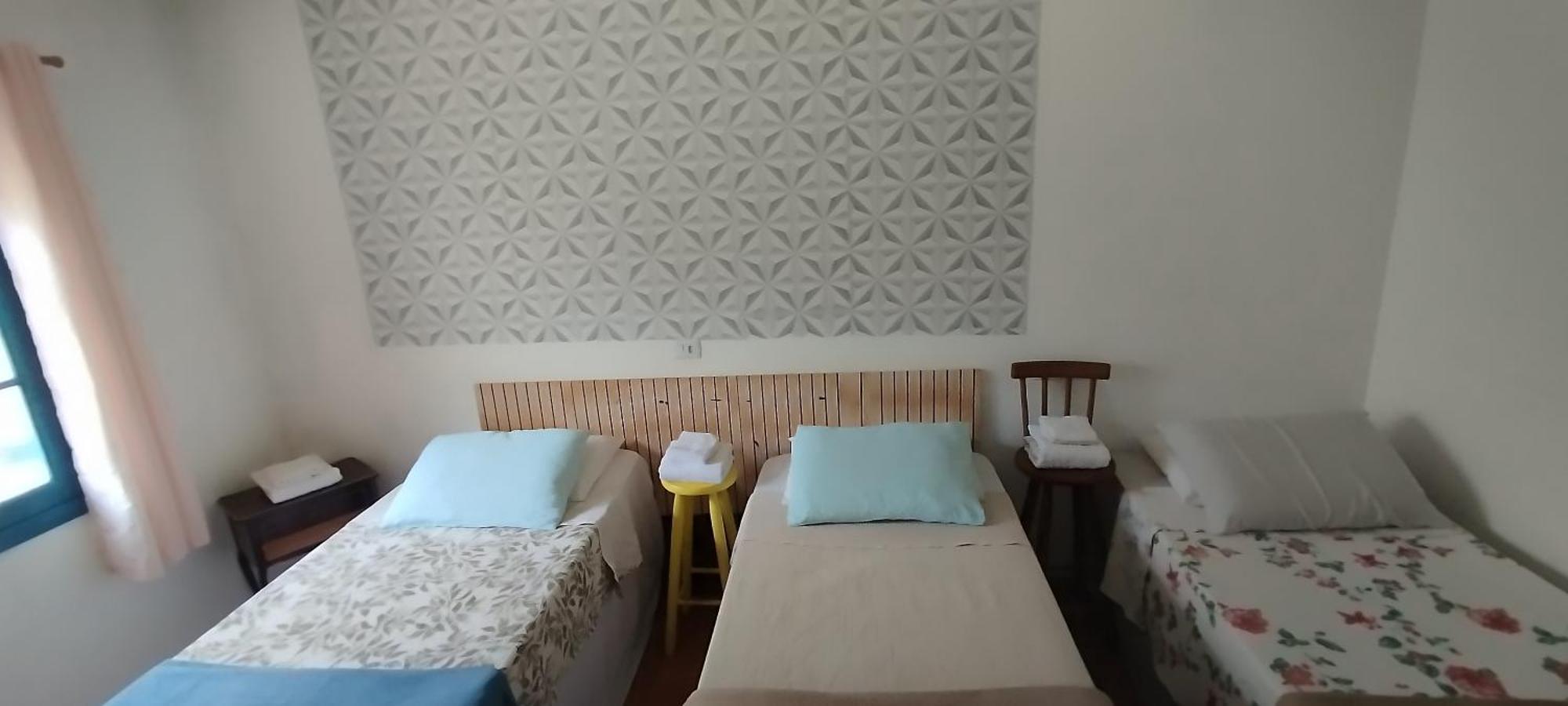 Quarto Quádruplo com Banheiro
