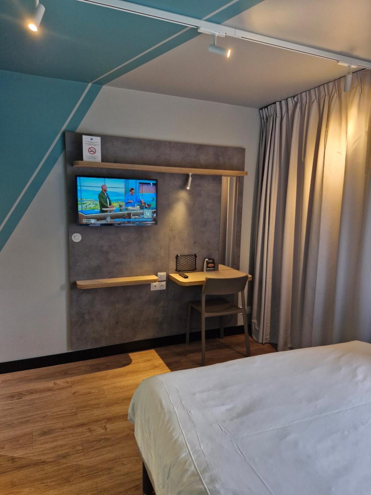 Double Room,1621418561:JPEG