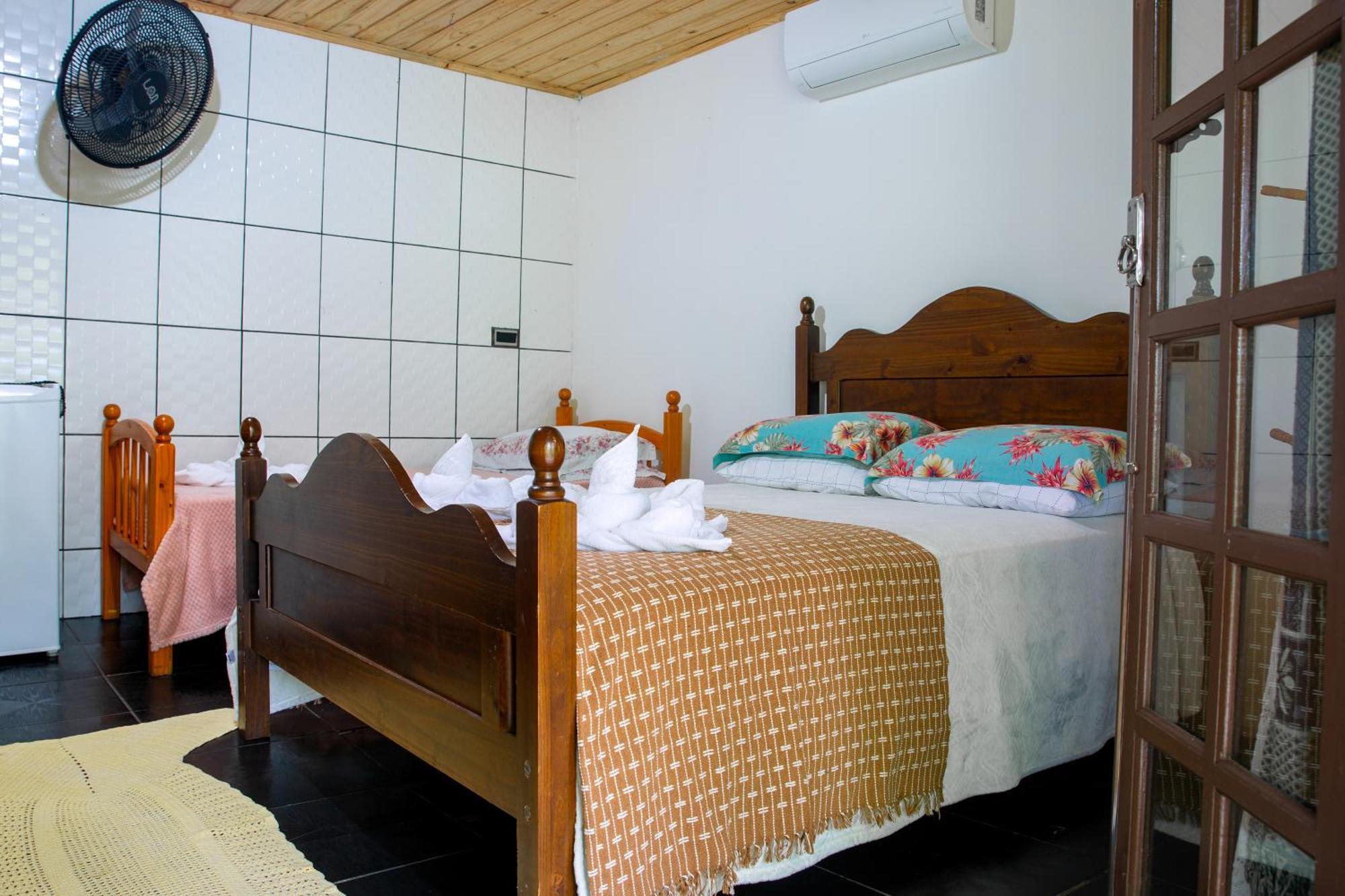 Quarto Triplo Econômico