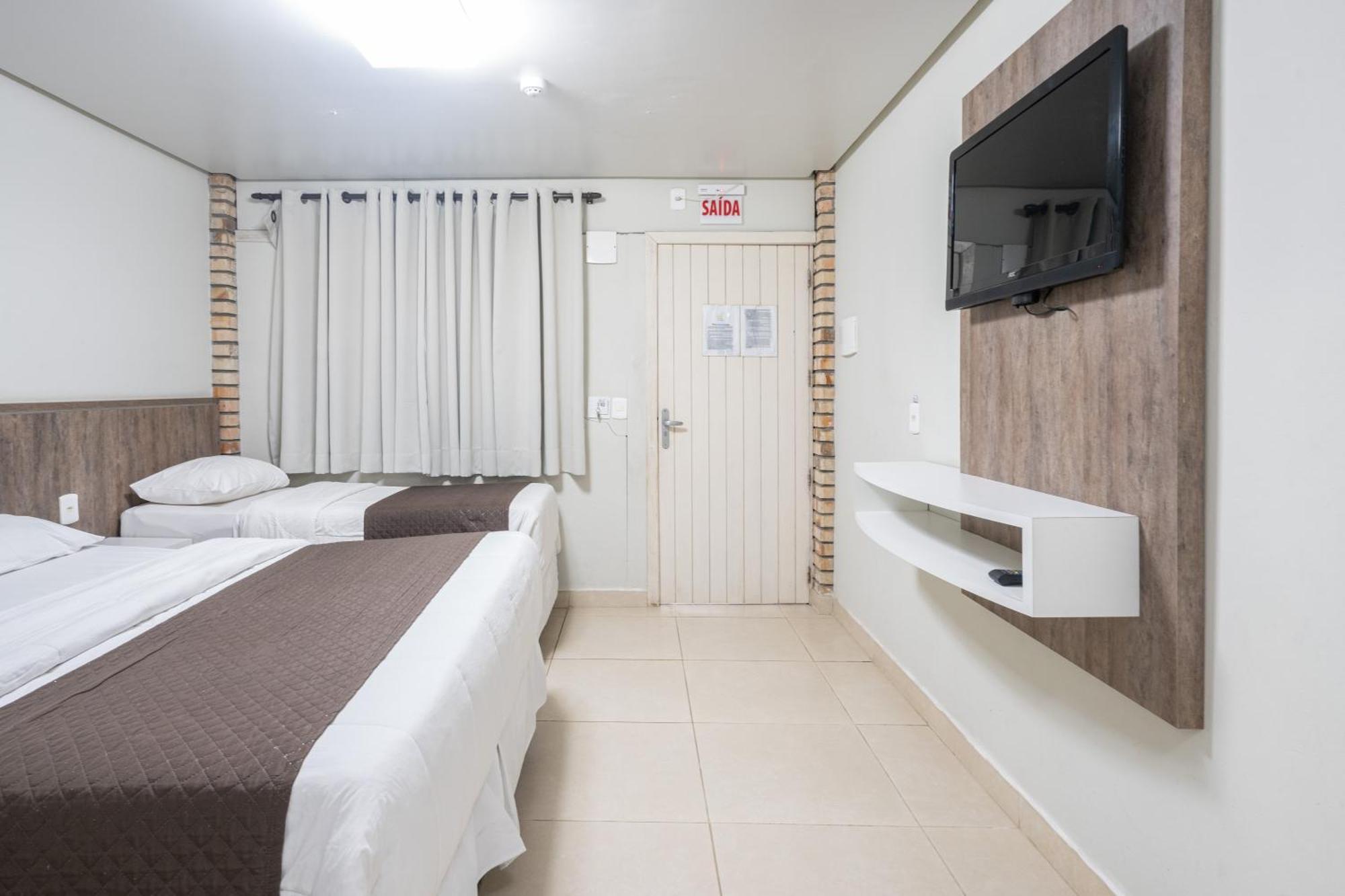 Quarto Triplo Standard