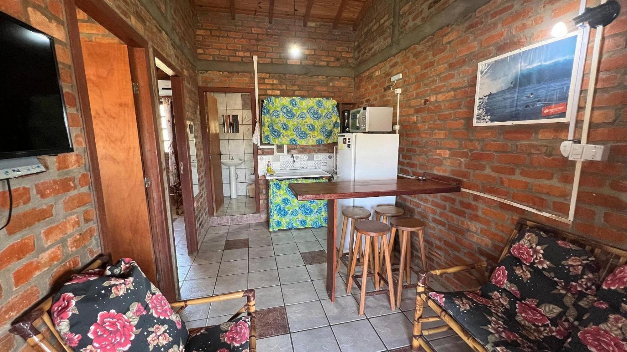 Apartamento de 2 Quartos com Varanda