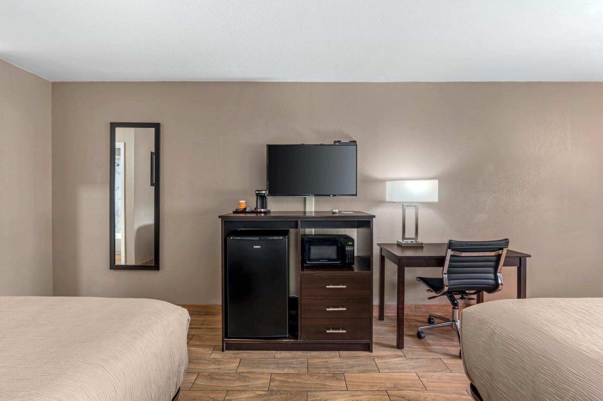 Queen Room with Two Queen Beds