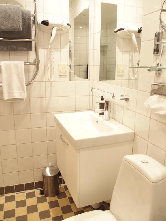 Compact Single Room