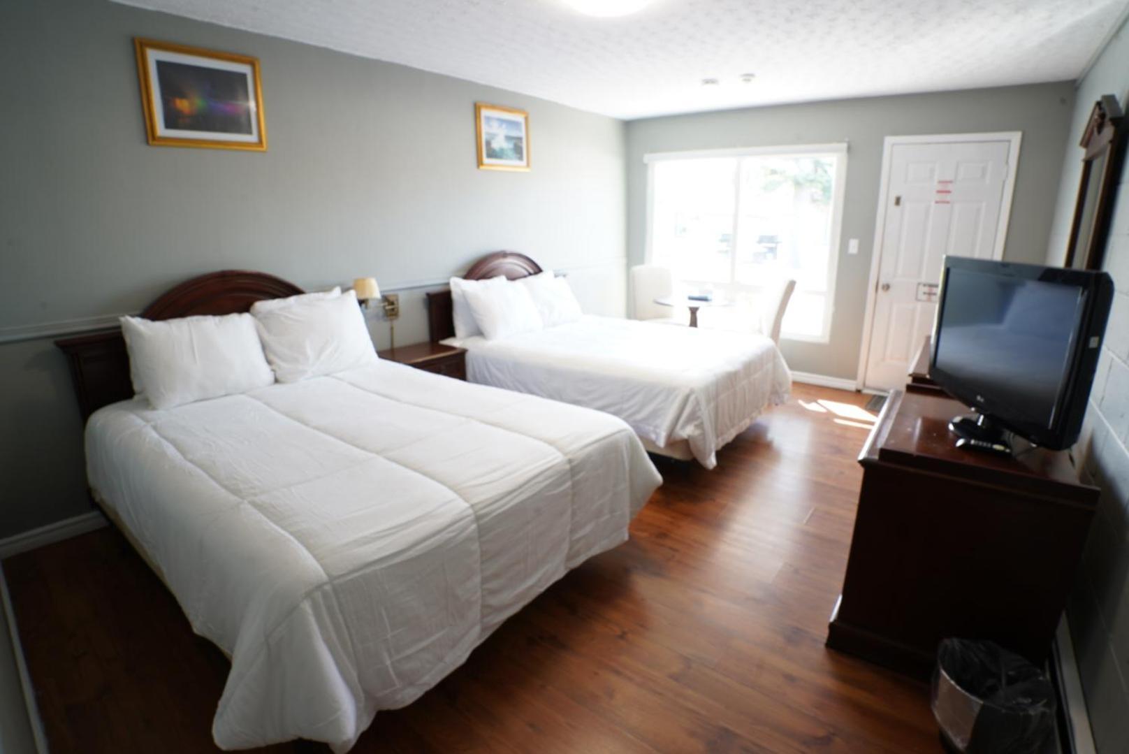 Chambre avec 2 Grands Lits Queen-Size