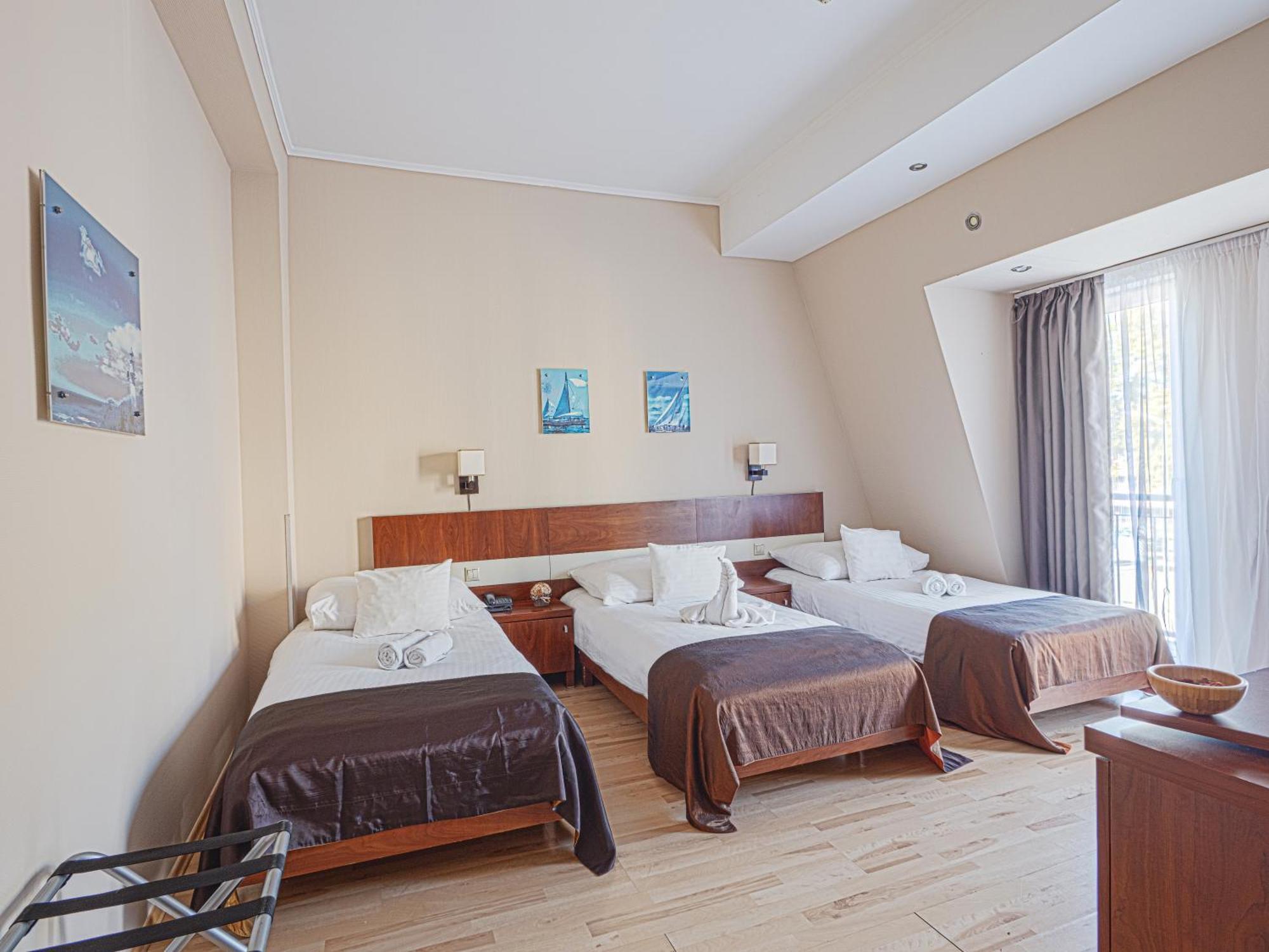 Dreibettzimmer