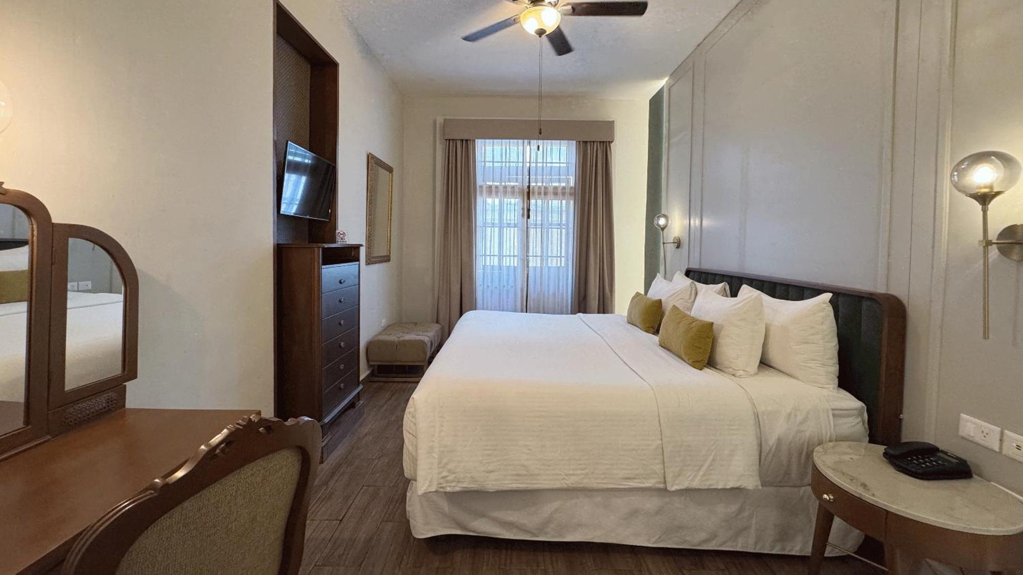 Suite with City View