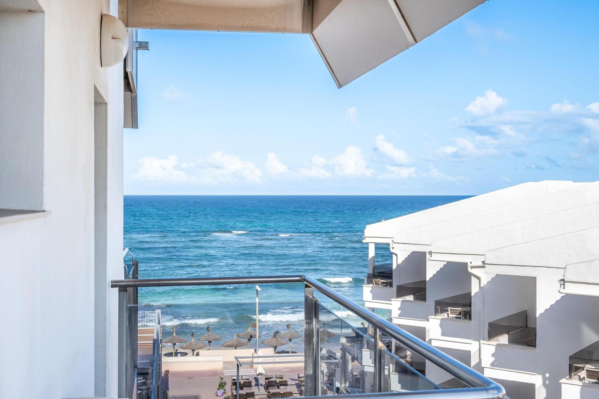 Chambre Double ou Lits Jumeaux - Vue Latérale sur Mer