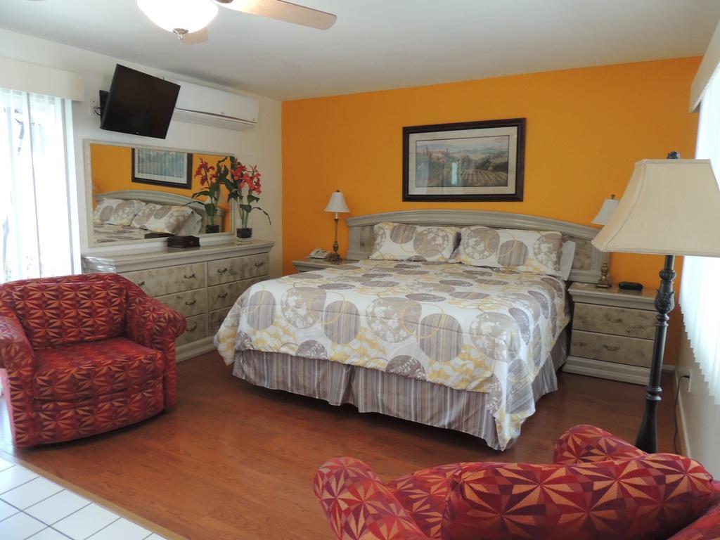 King Room Kitchenette,165588621:JPEG
