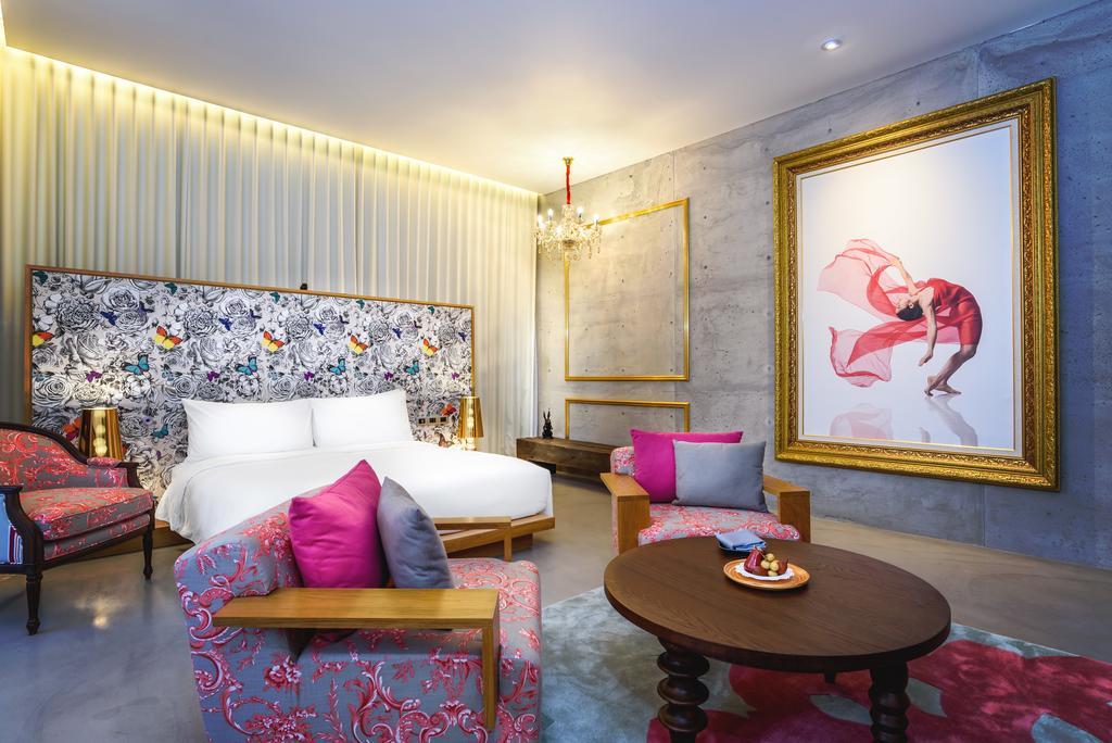 Chambre Lit King-Size Confortable SO