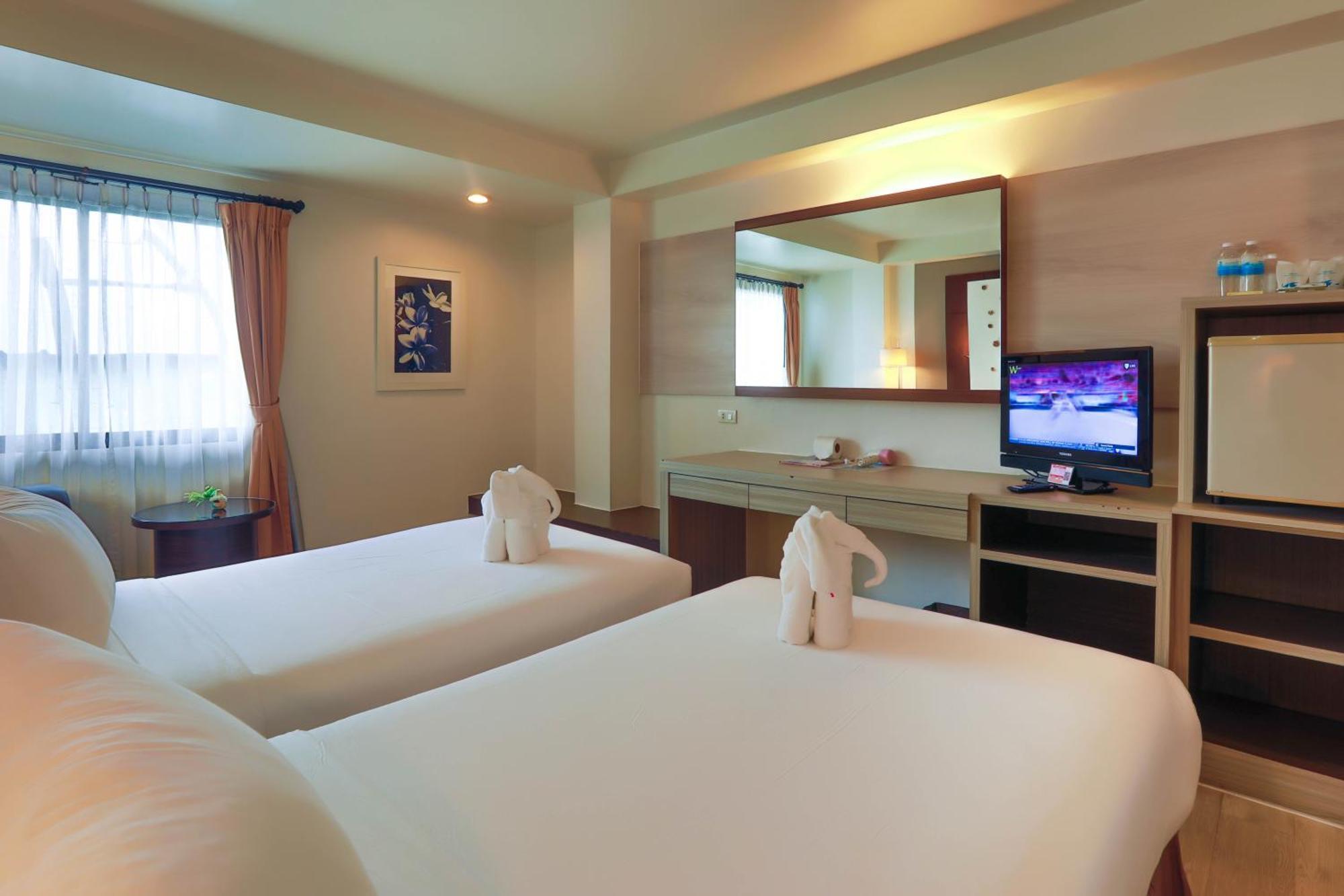 Standard Twin Room