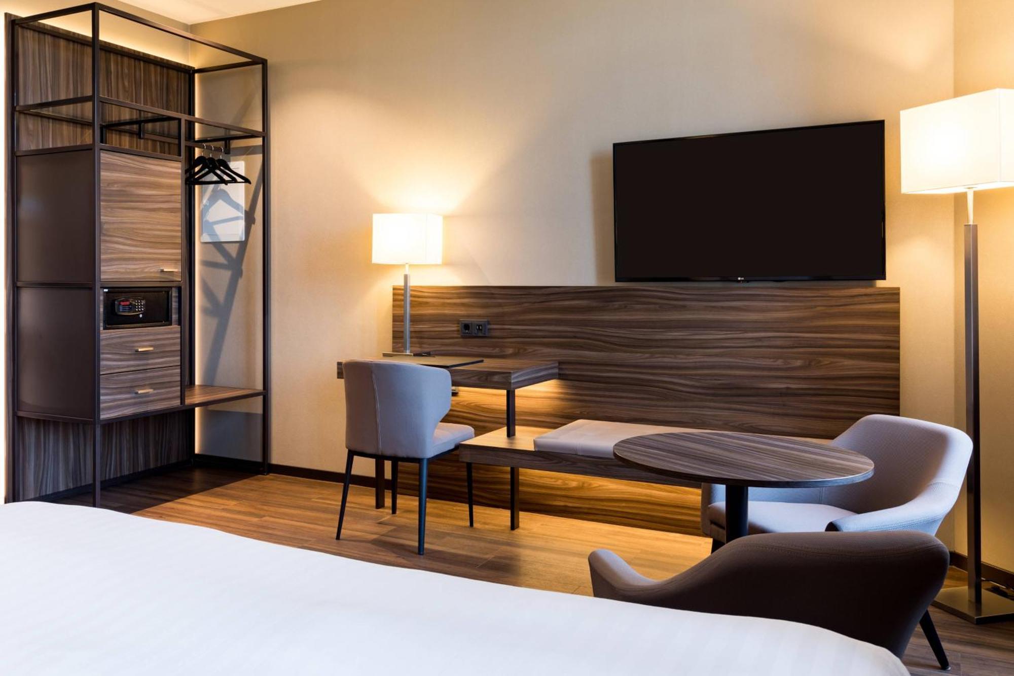 Superior Zimmer mit Kingsize-Bett