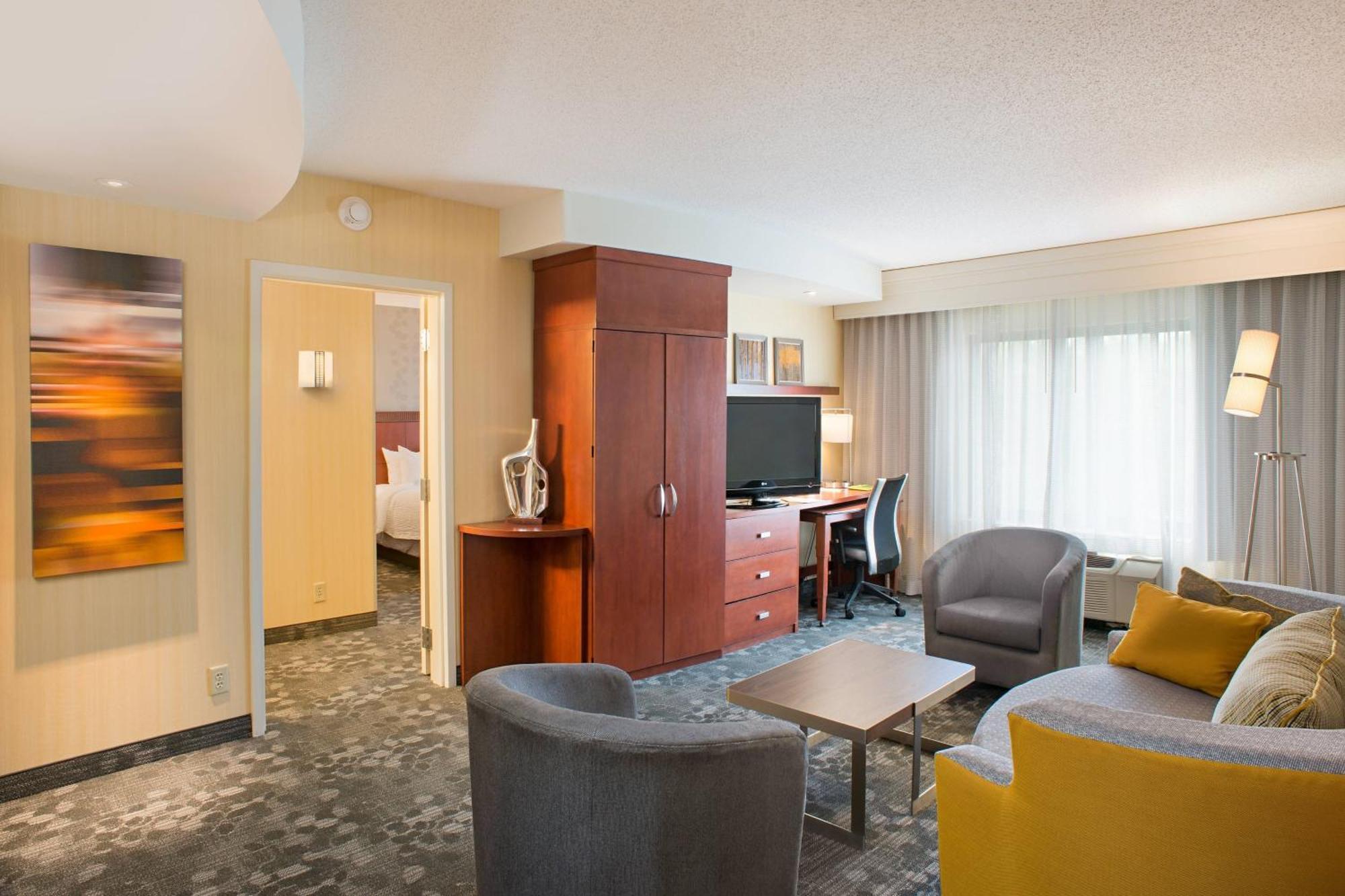 King Suite with Sofa Bed