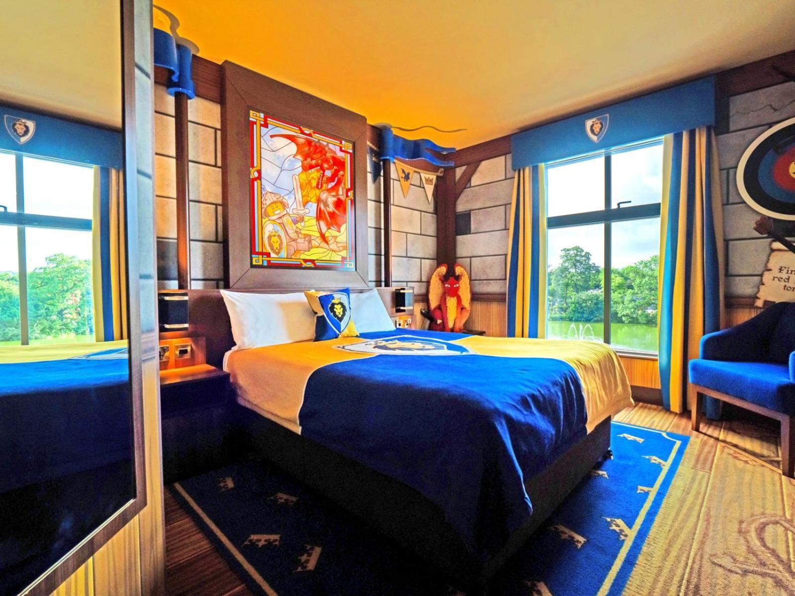 Premium Knight's Room,1632309010:JPEG