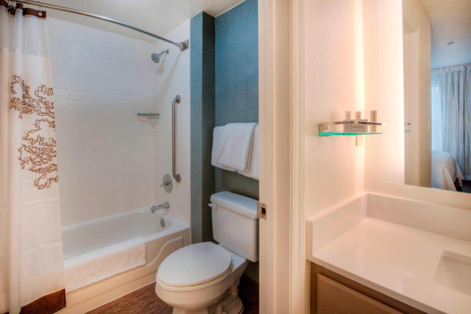 Two-Bedroom Suite