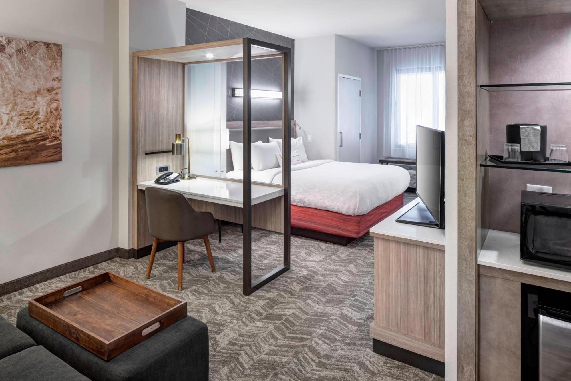 King Suite with Sofa Bed and Roll-in Shower - Mobility Accessible