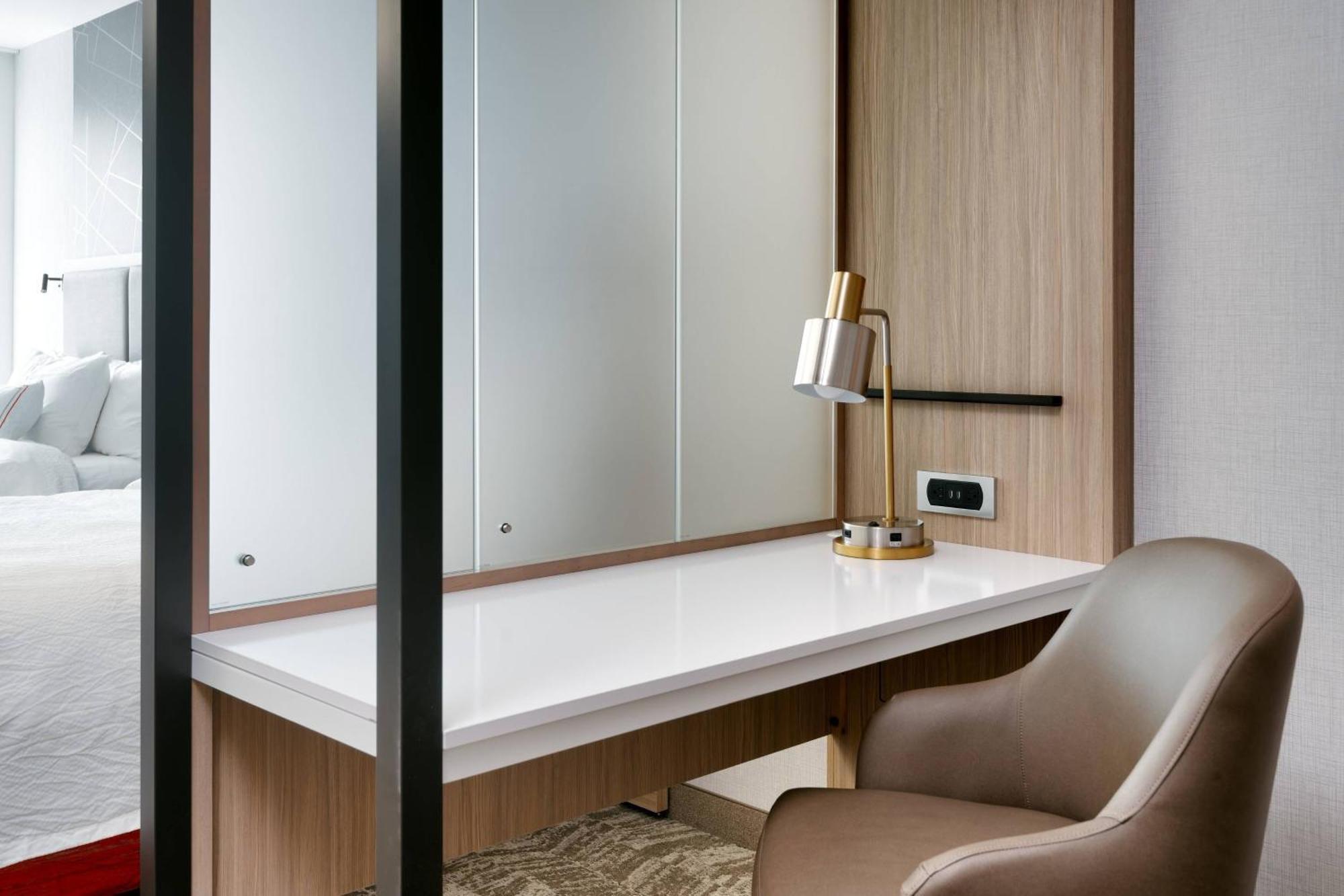 Suite, 1 King, Trundle bed, City view