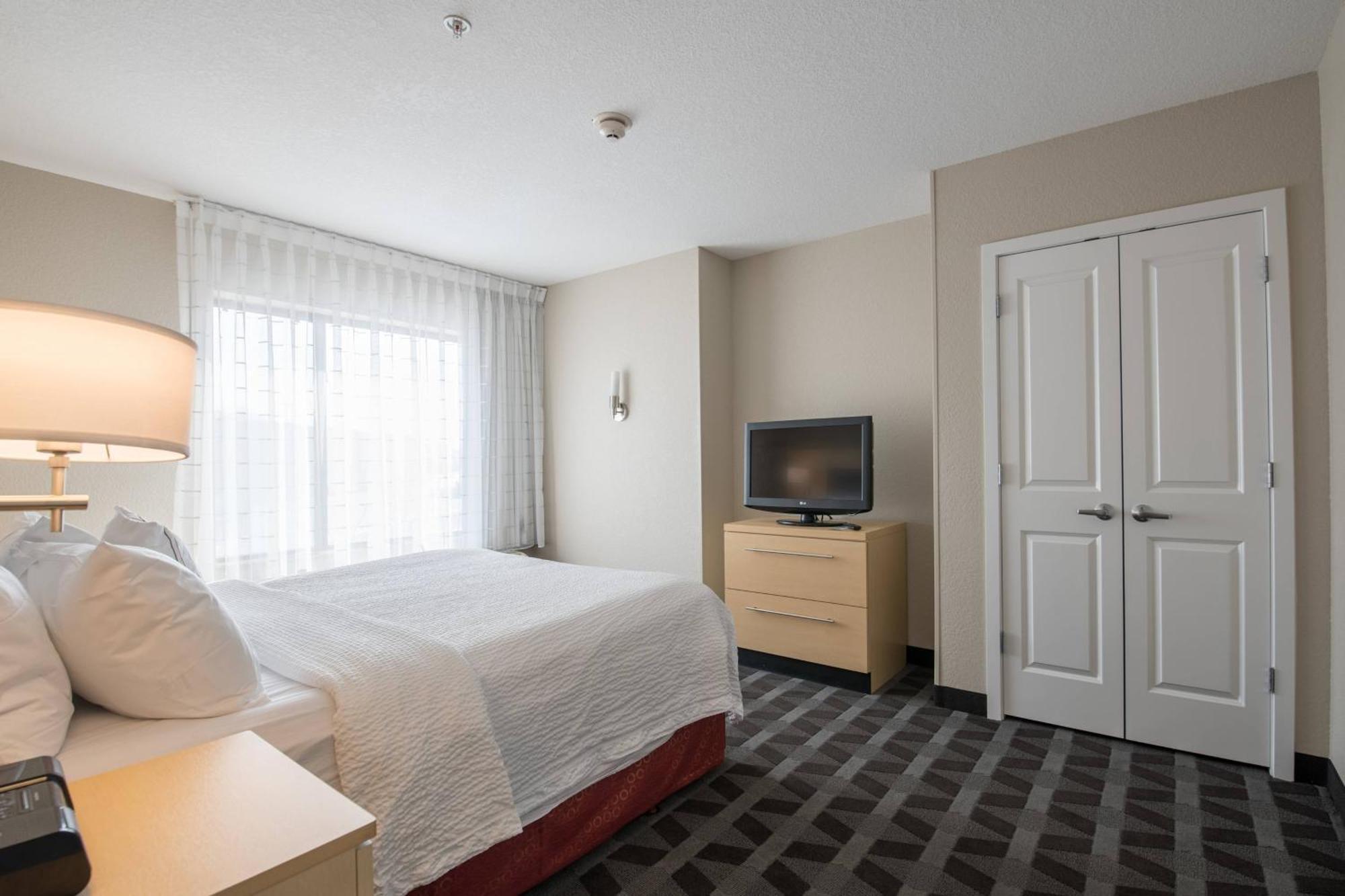 One-Bedroom King Suite with Sofa Bed