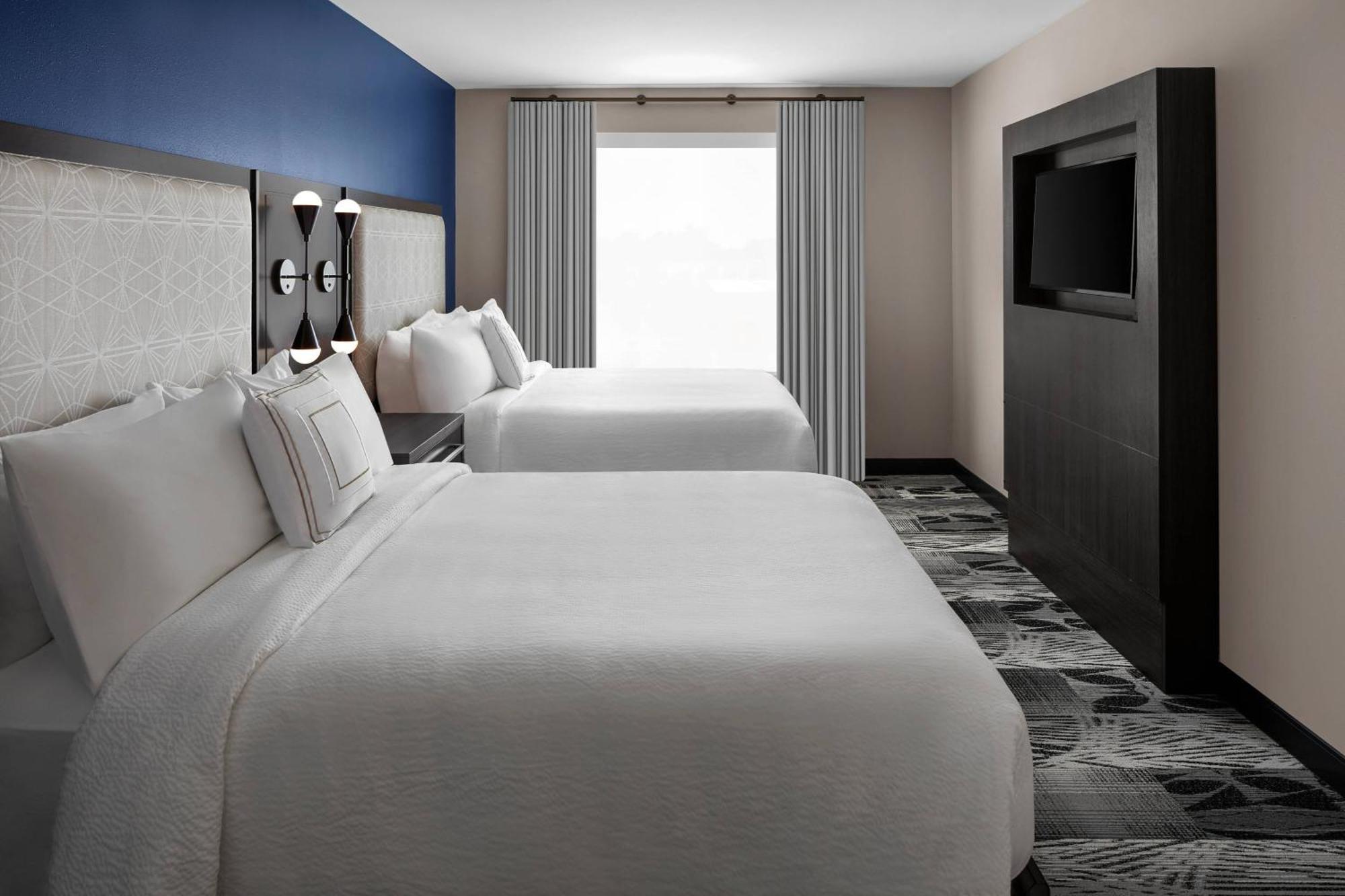 1 Bedroom Suite, 2 Queen