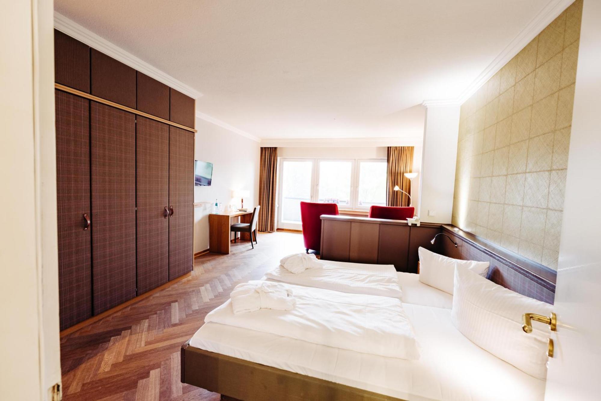 Deluxe Double Room,1636734551:JPEG