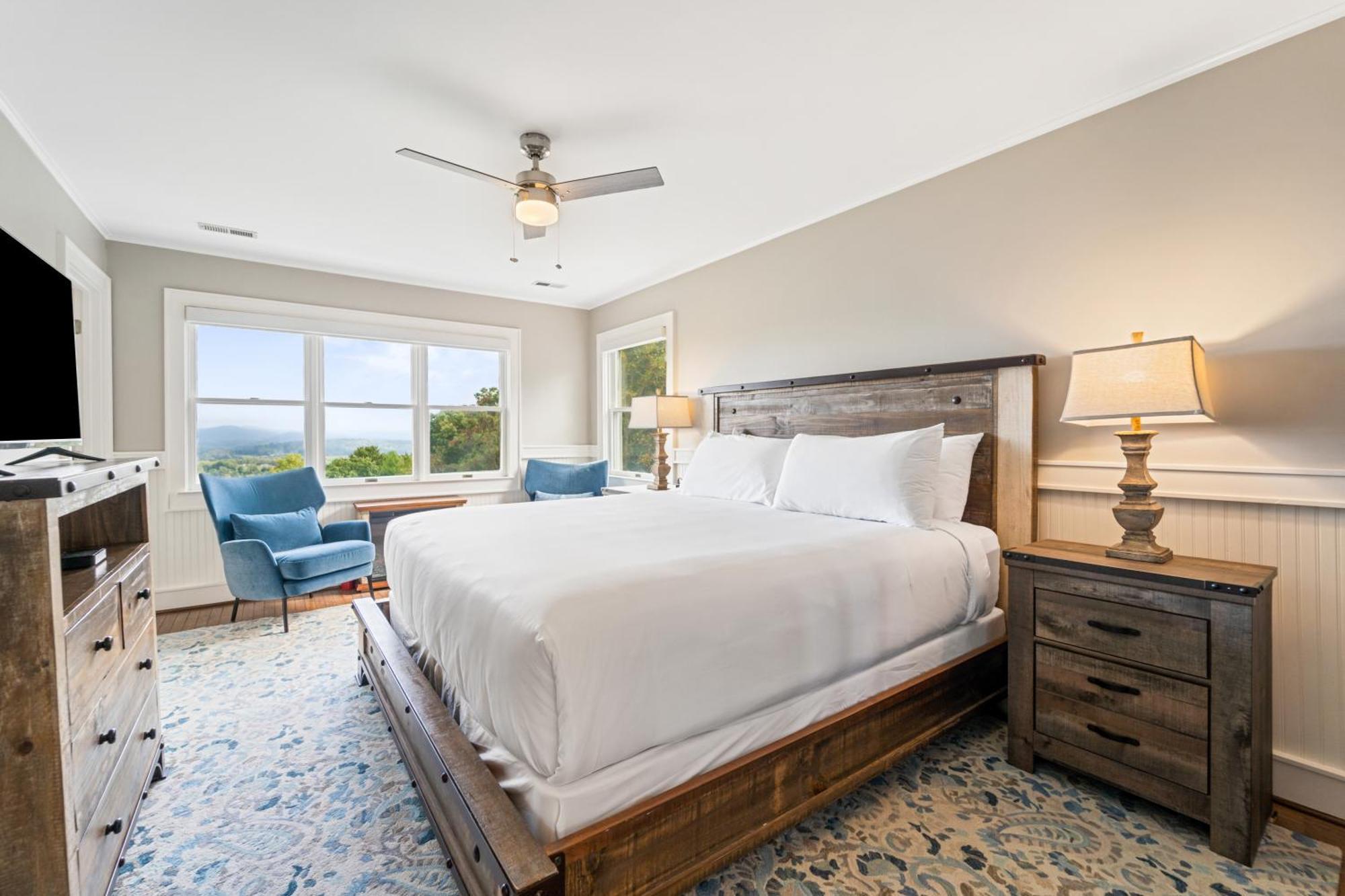 Double Room with Mountain View