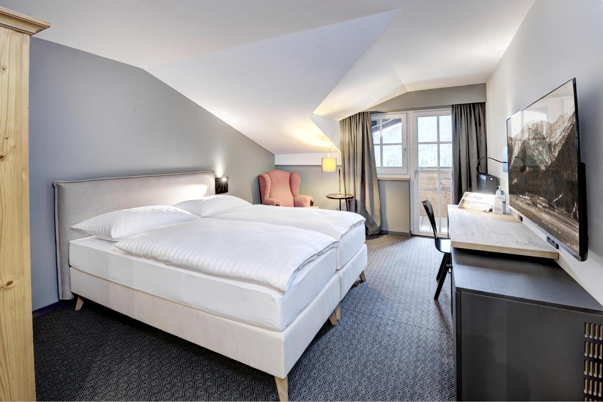 Doppelzimmer mit Balkon