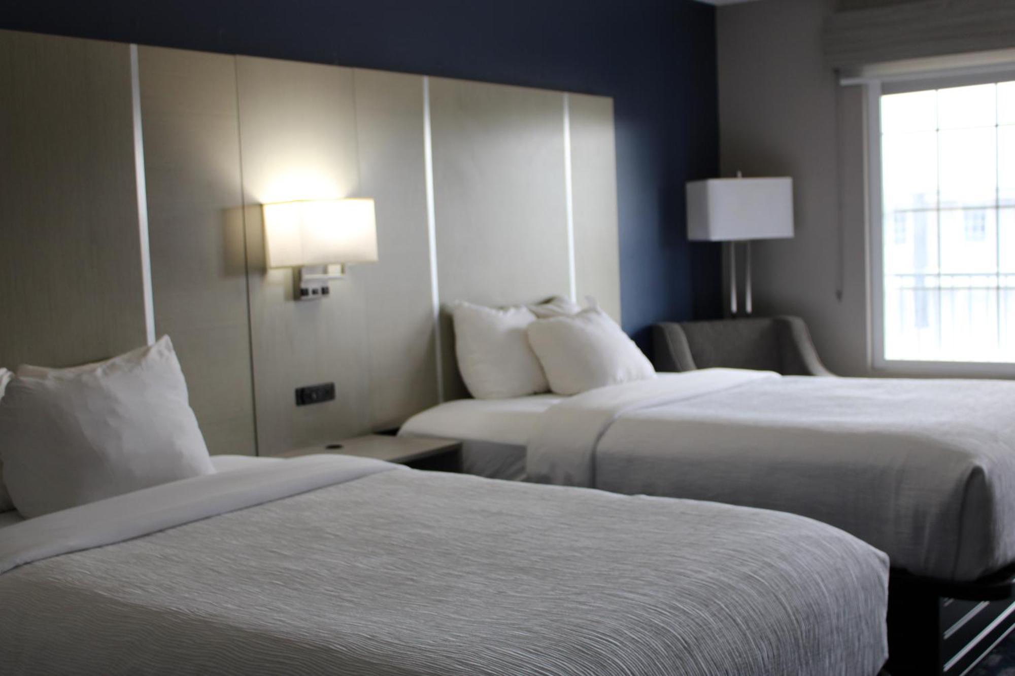 Double Room with Two Double Beds - Accessible/Non-Smoking