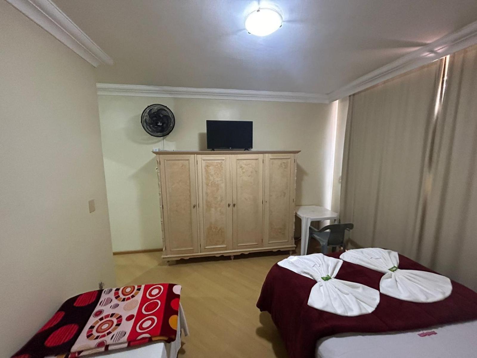 Deluxe Room,1641122881:JPEG