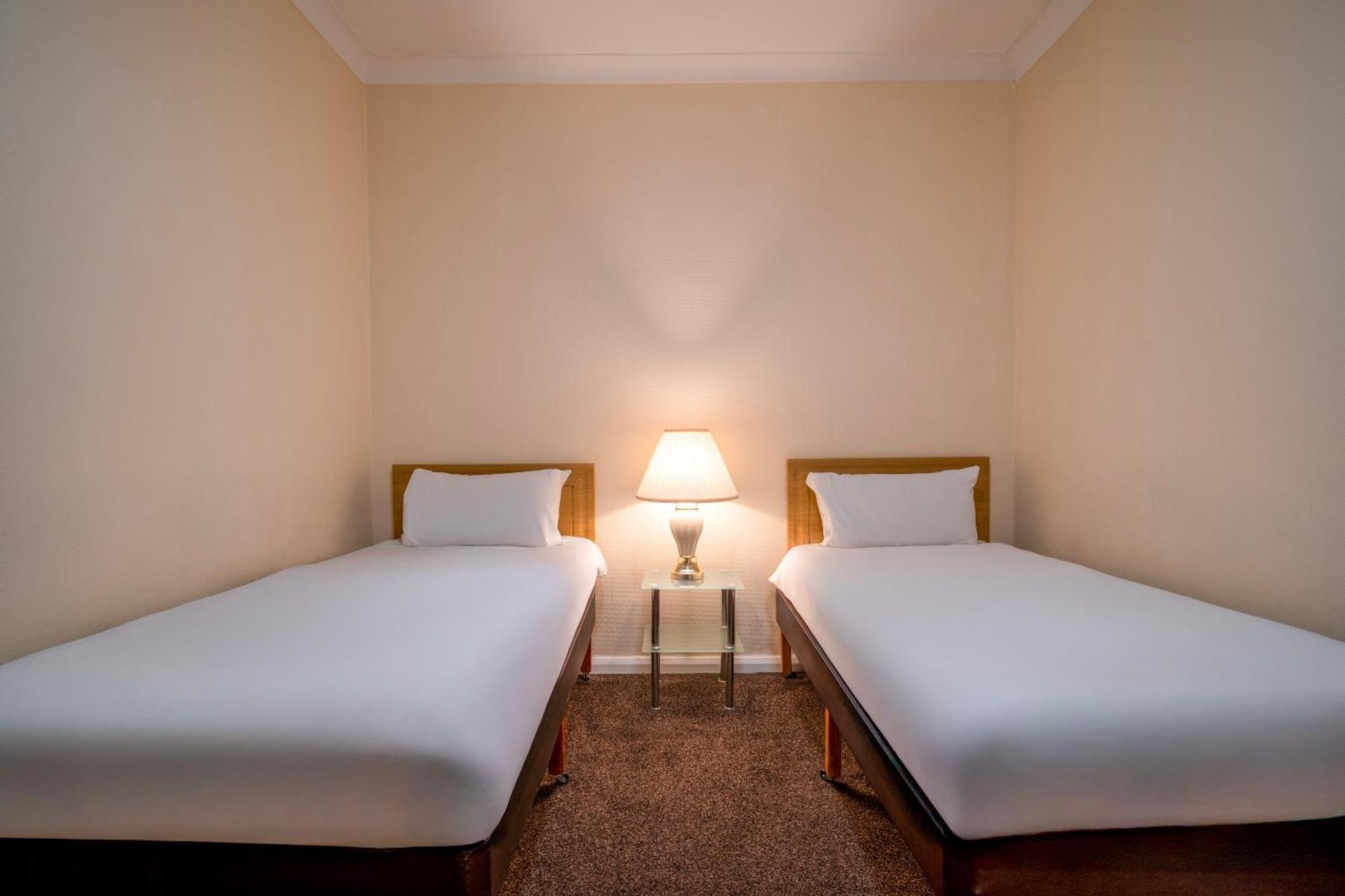 Twin Room (No Windows),1642306550:JPEG