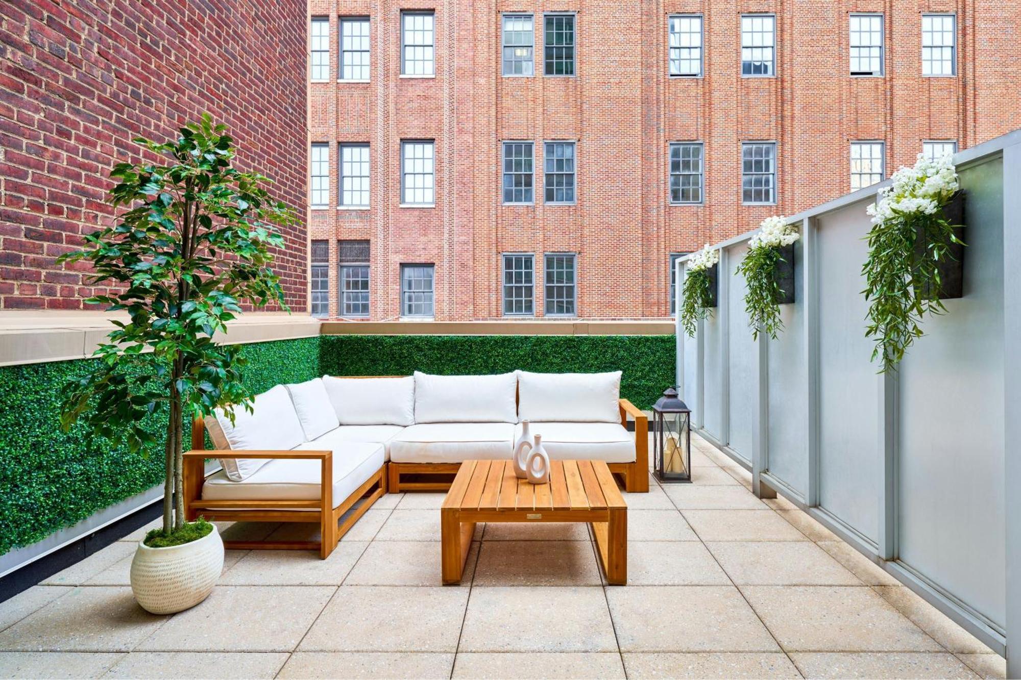 Chambre Lit King-Size Standard et Patio
