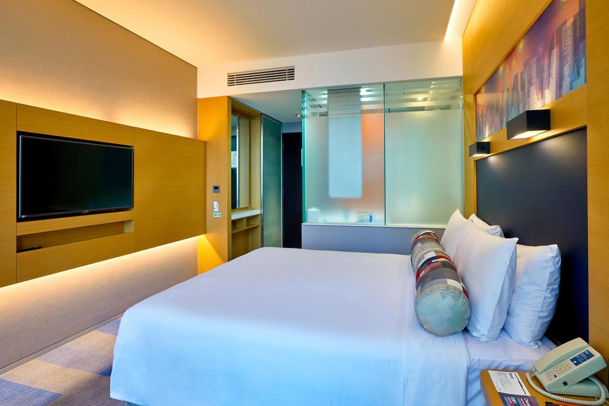 Chic Urban, Guest room, 1 King, City view