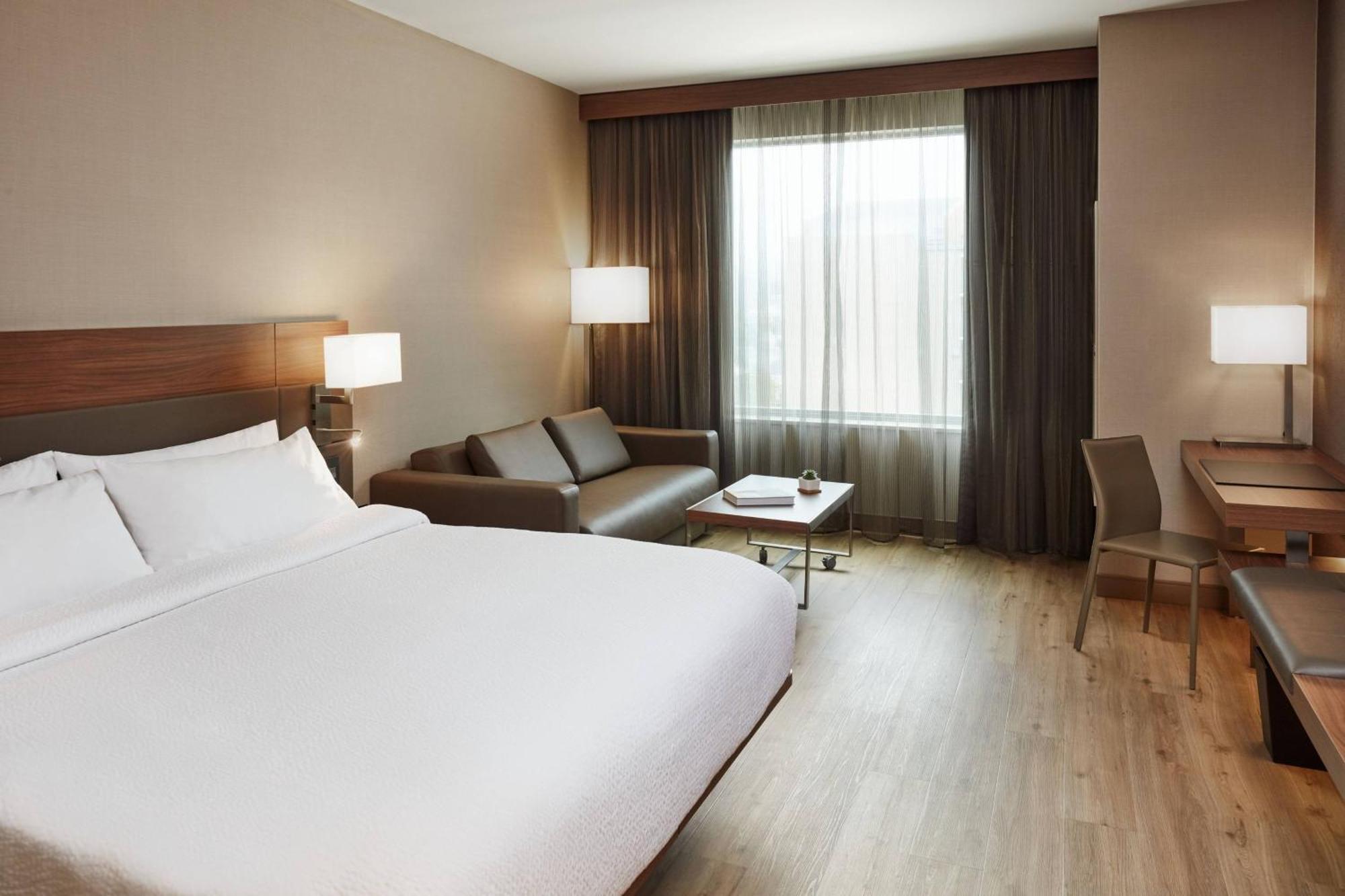 King Room with River View and Sofa Bed