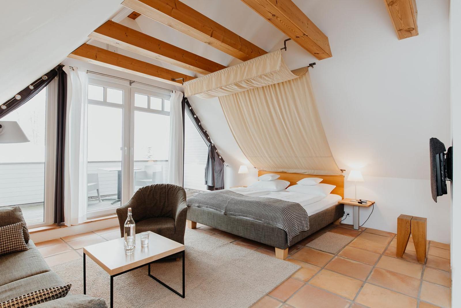 Apartment mit 2 Schlafzimmern und Balkon