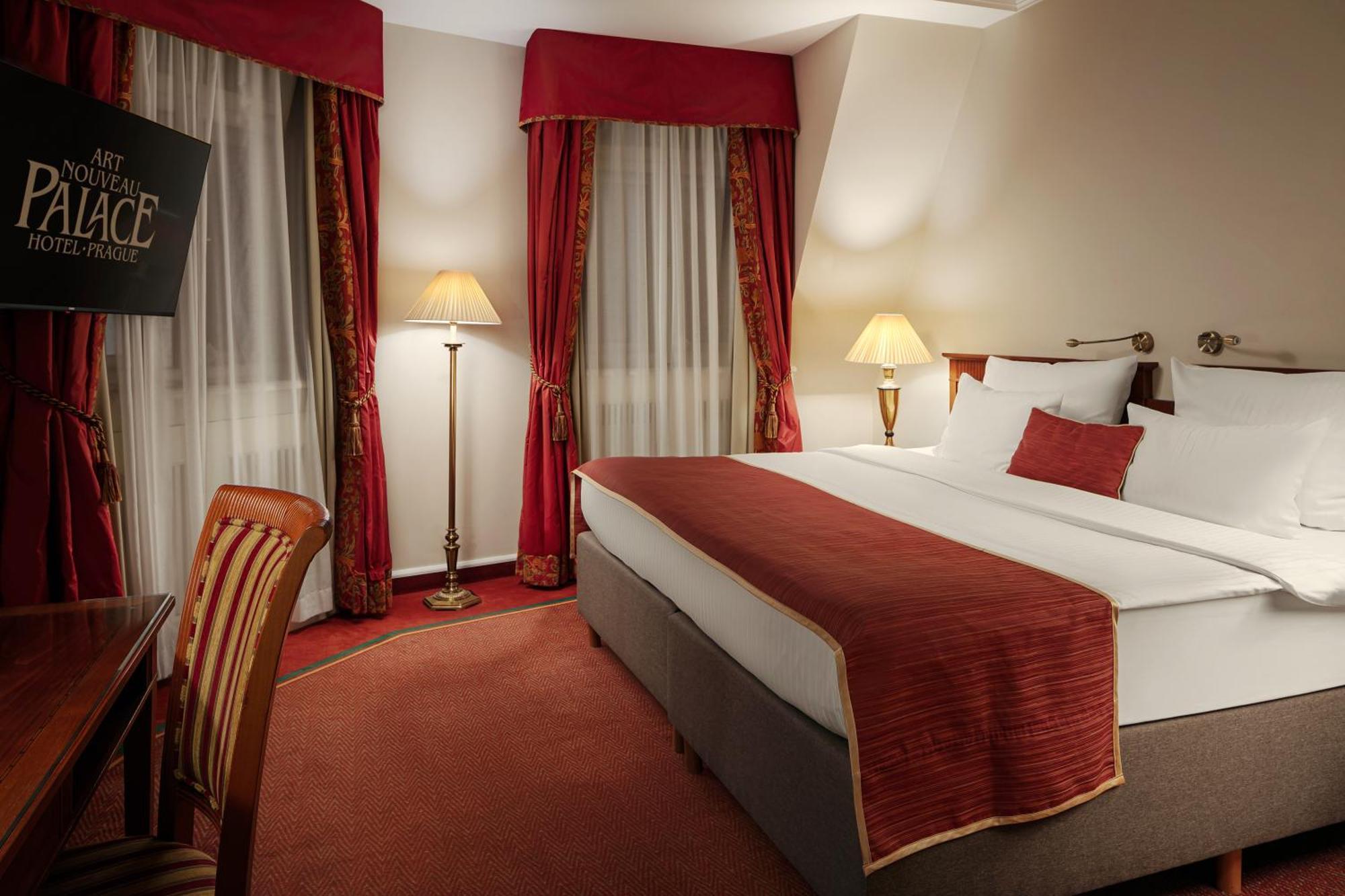 Junior Suite,1646329541:JPEG