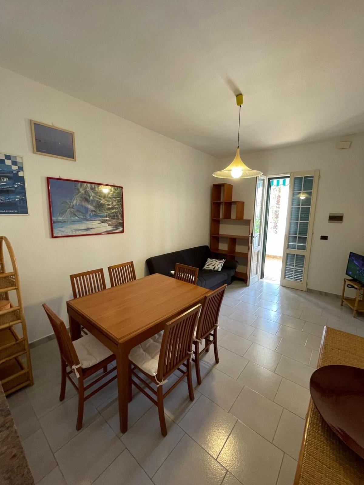 Two-Bedroom Apartment Balcony,1646919144:JPEG