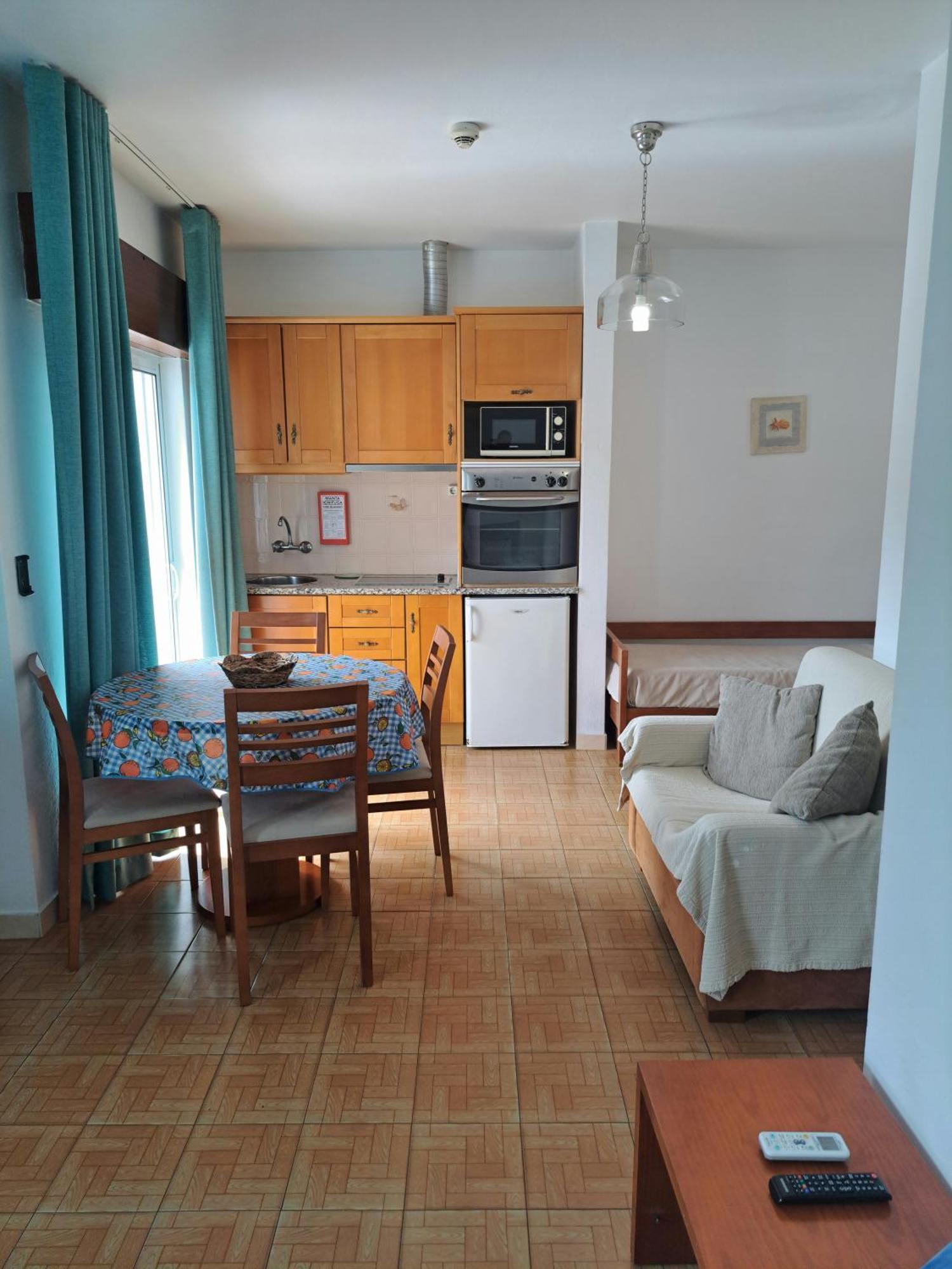 Apartamento Estúdio com Varanda