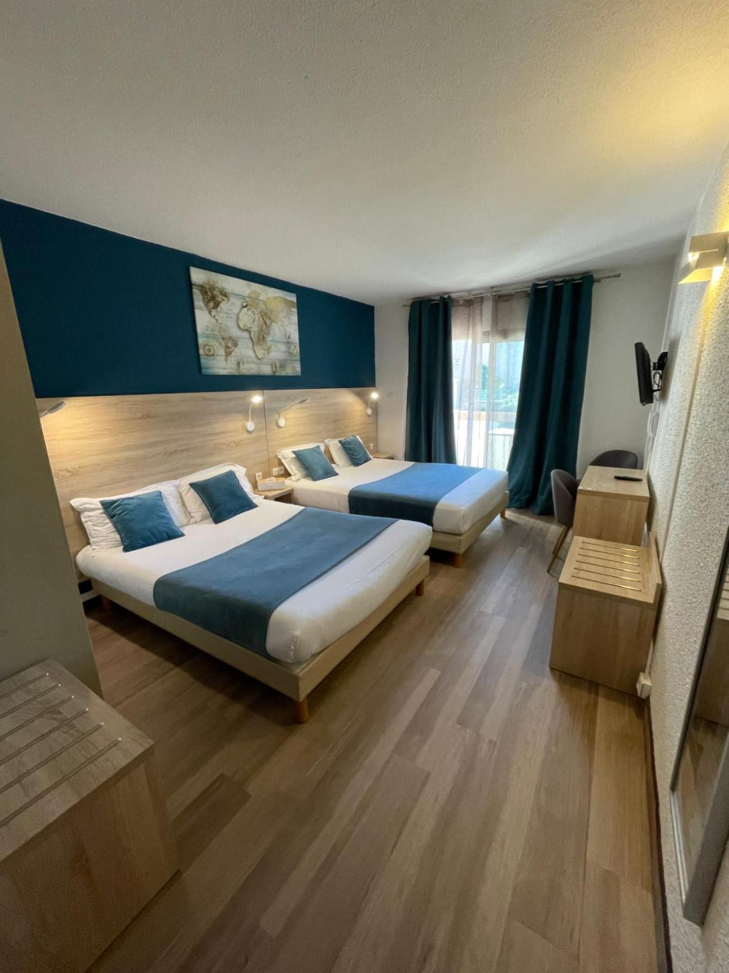 Chambre Familiale Quadruple avec Balcon
