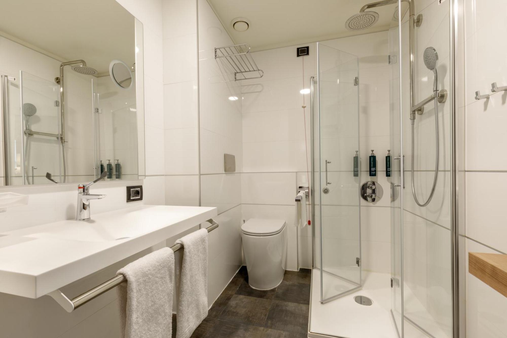 Quarto com 2 Camas de Casal - Acessível para Hóspedes com Mobilidade Reduzida
