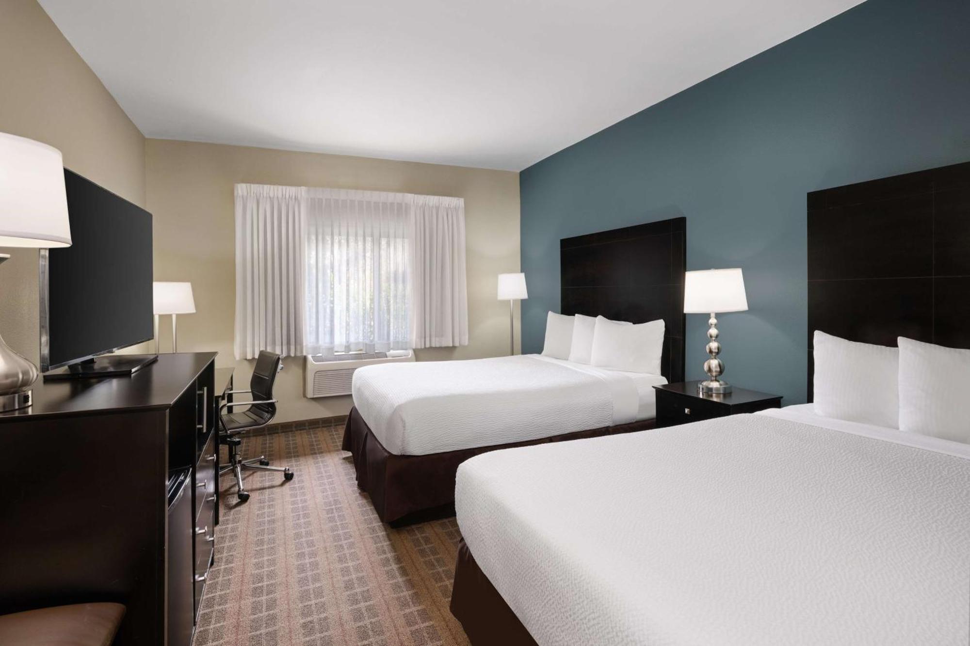Queen Room with Two Queen Beds and Walk-In Shower - Non-Smoking