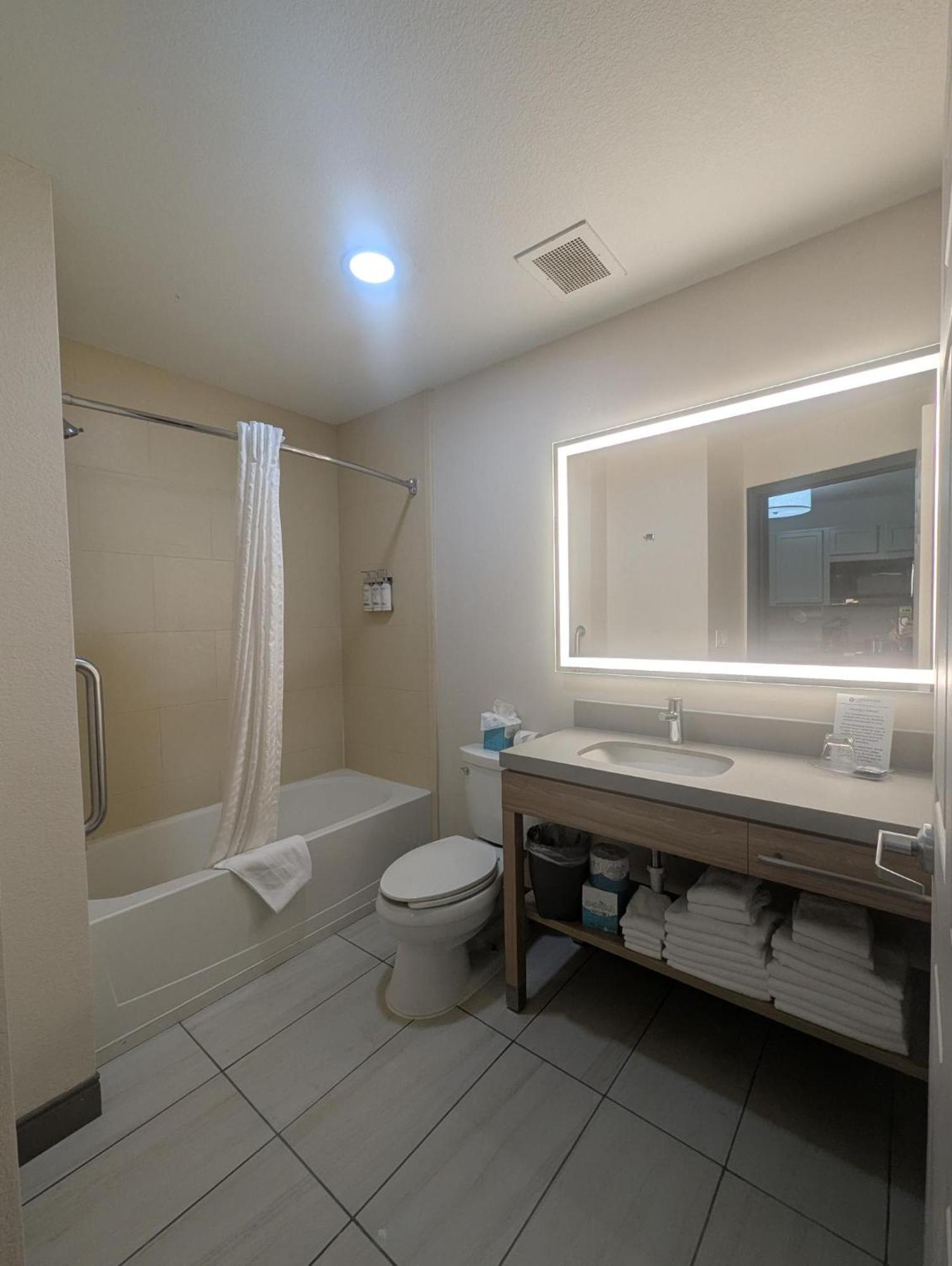 Studio Suite with Two Queen Beds