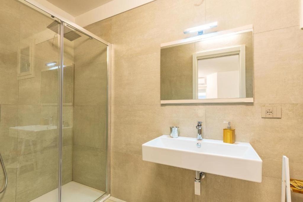 Appartamento con 2 Camere da Letto