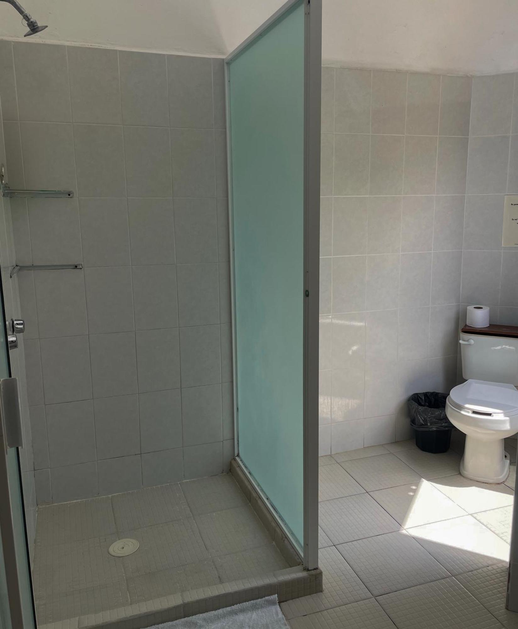 Chambre Familiale avec Salle de Bains Privative