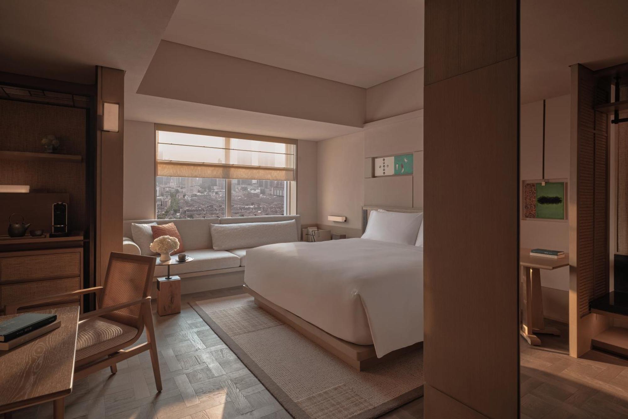 King Room with Shikumen View